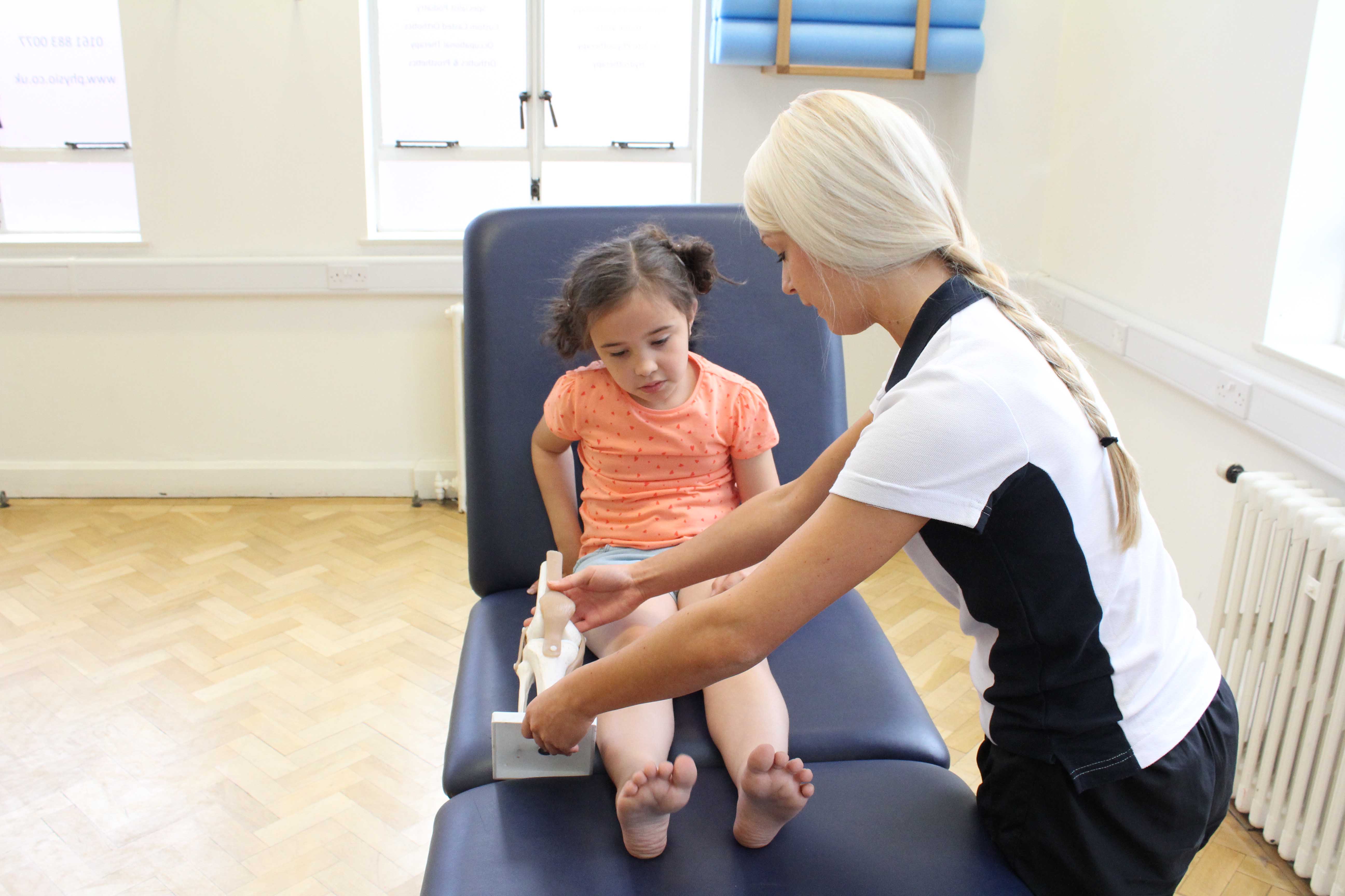 What is hypermobility - Hypermobility - Walking and mobility - Conditions  we treat - Paediatrics - Manchester Neuro Physio - Neurological  Physiotherapy for Adults and Children across the North West.