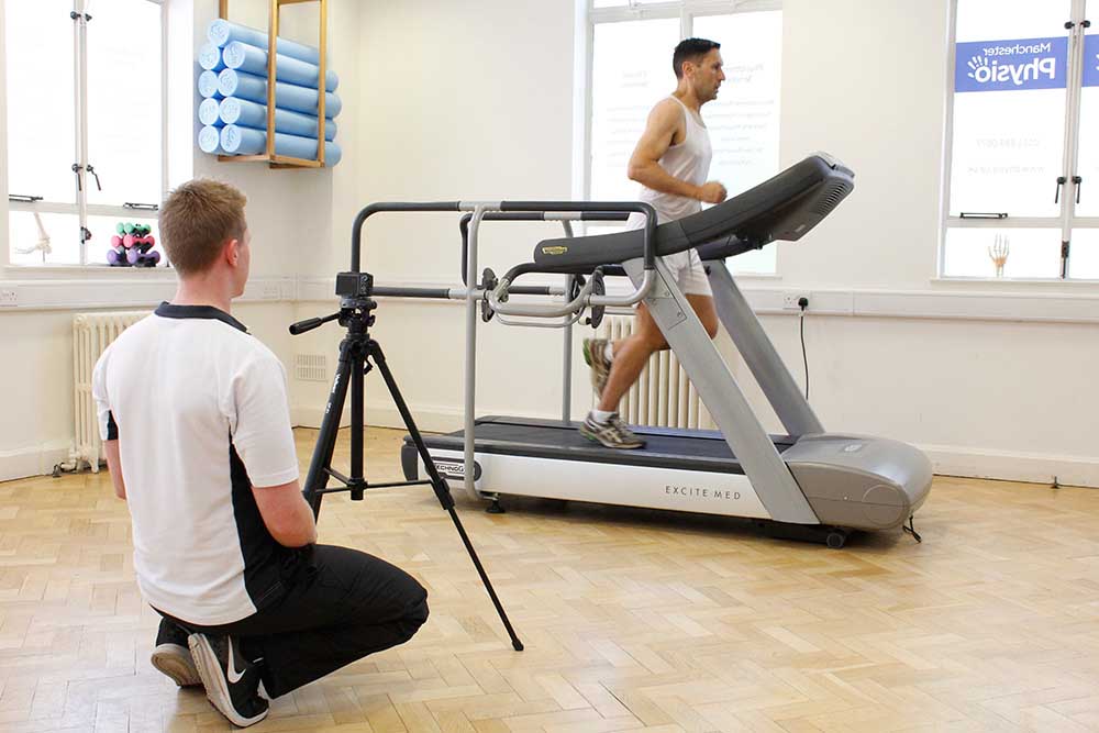 Physiotherapist performing biomechanical assessments to get the most out of your rehabilitation exercises Physiotherapist performing biomechanical assessments to get the most out of your rehabilitation exercises